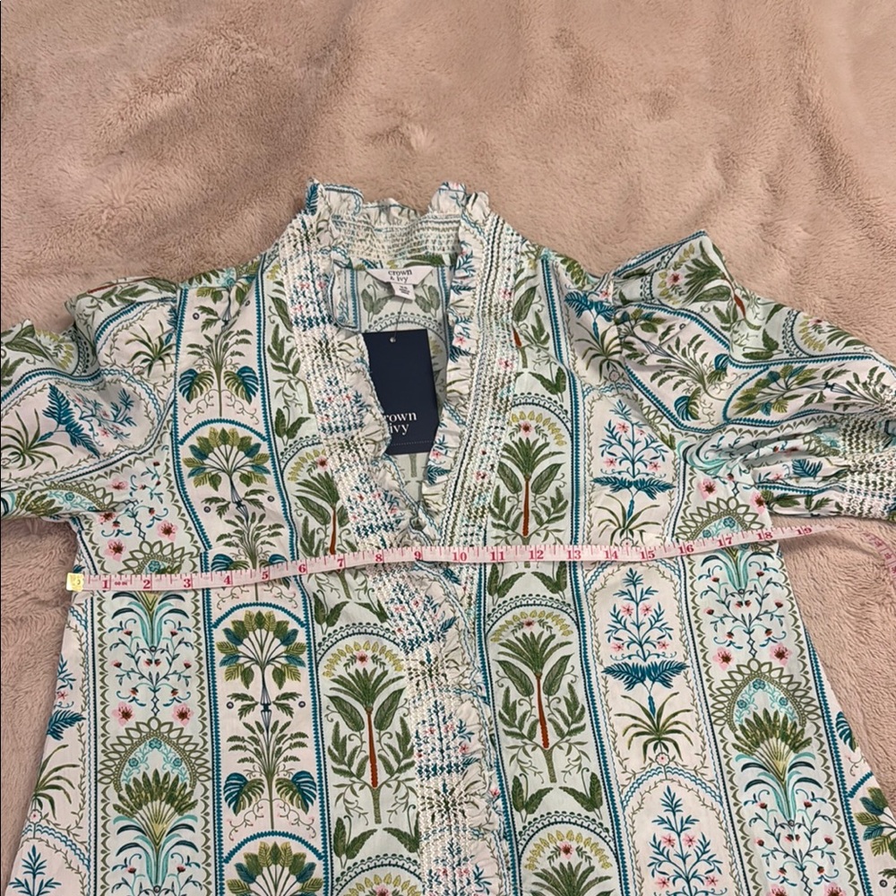 Crown & Ivy : Floral Patterned Blouse with Ruffled Neckline - Picture 3 of 7
